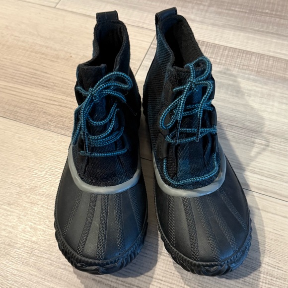 Sorel Black and Blue Ankle Boots - Picture 5 of 6